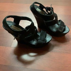 Steve Madden Wedges